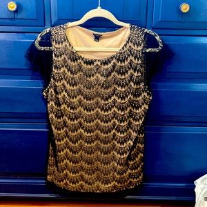 Very versatile piece can dress it up or down cute with jeans or skirt